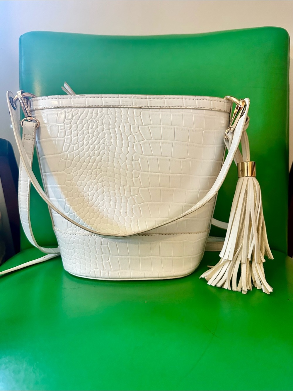 Kelly & Katie White Croc-Embossed Bucket Bag with Tassel